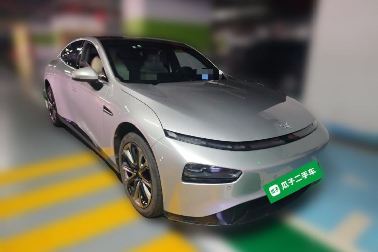 Used XPeng P7 2022 670N+ Front Right 45 Deg