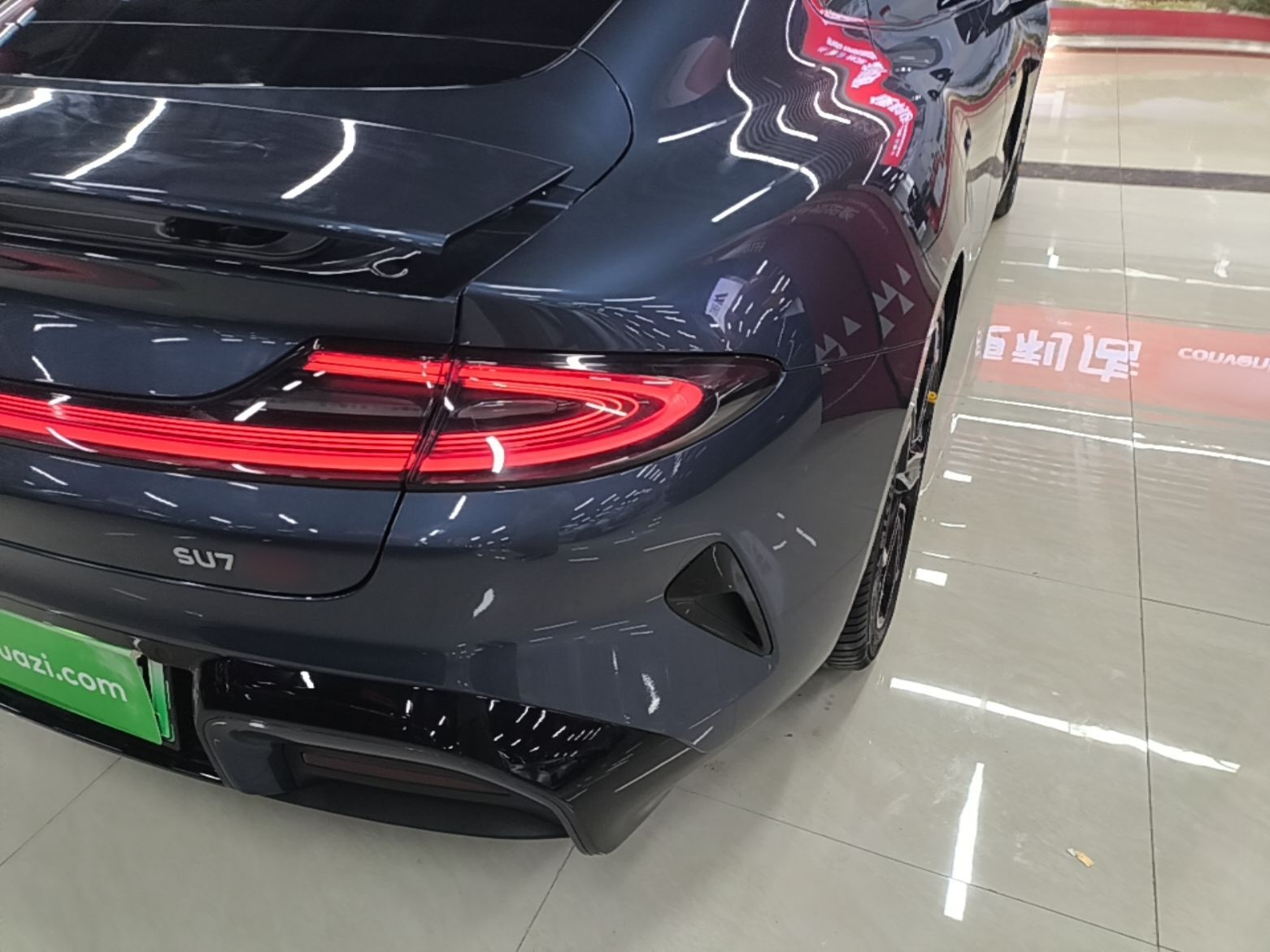 Xiaomi Auto SU7 2024 Four-Wheel-Drive Max Founder's Edition — снимка 9