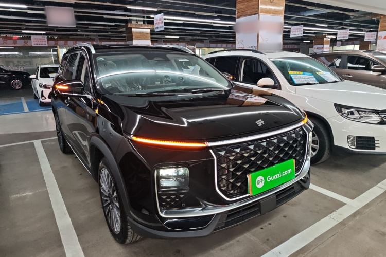 Used JETOUR Shanhai L9 2024 1.5TD 2DHT Pro 7-Seater Front Right 45 Deg