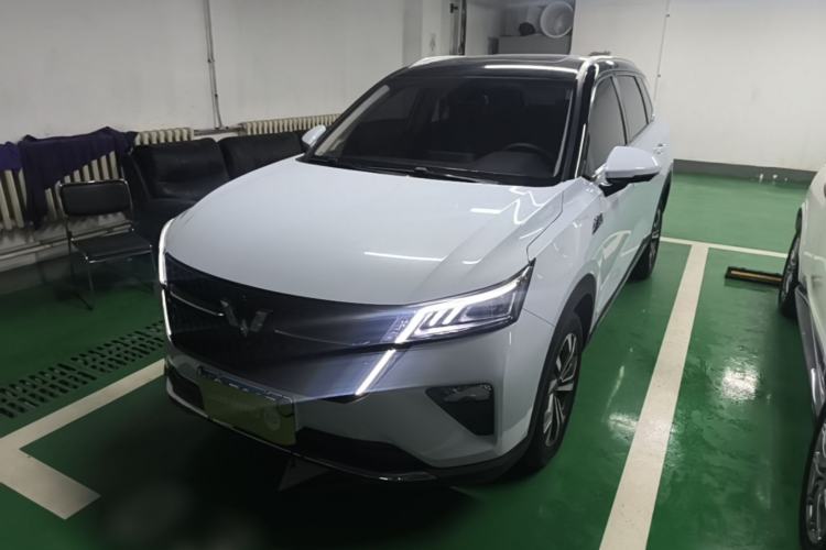 Used Wuling Asta 2022 2.0L DHT Electric-Speed Version
