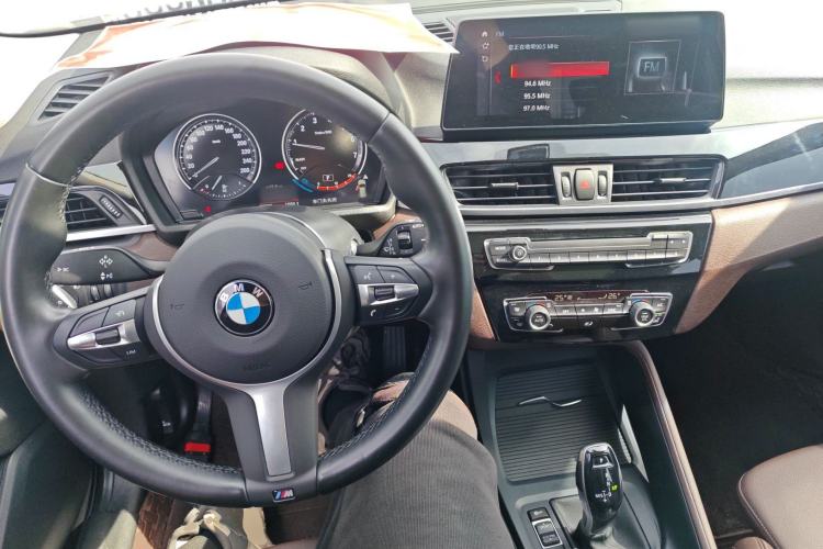 Used BMW X1 2021 Restyled sDrive25Li Leading Edition Center Console