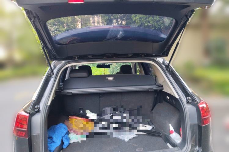 Used Volkswagen Tayron 2019 330TSI Two-Wheel-Drive Luxury Version China V Emission Standard
