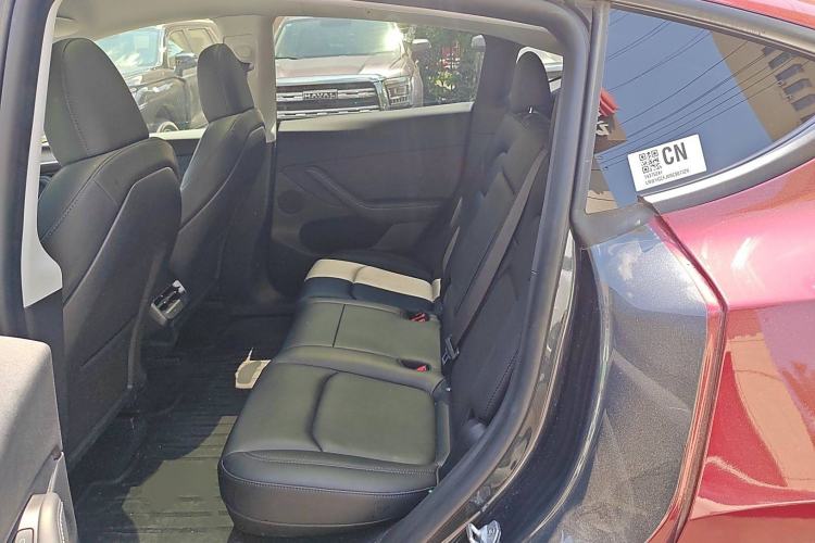 Used Tesla Model Y 2024 Rear-Wheel-Drive Version
