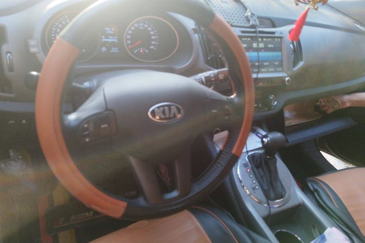 Used Kia Sportage R 2016 2.0L Automatic Two-Wheel Drive GLS Trim