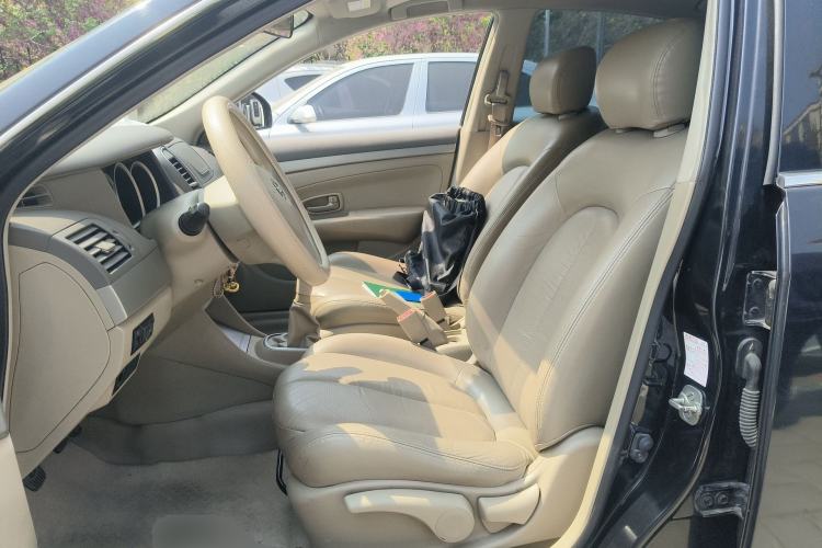 Used Nissan Sylphy 2012 Classic 1.6XL Manual Luxury Edition Left Front Seat