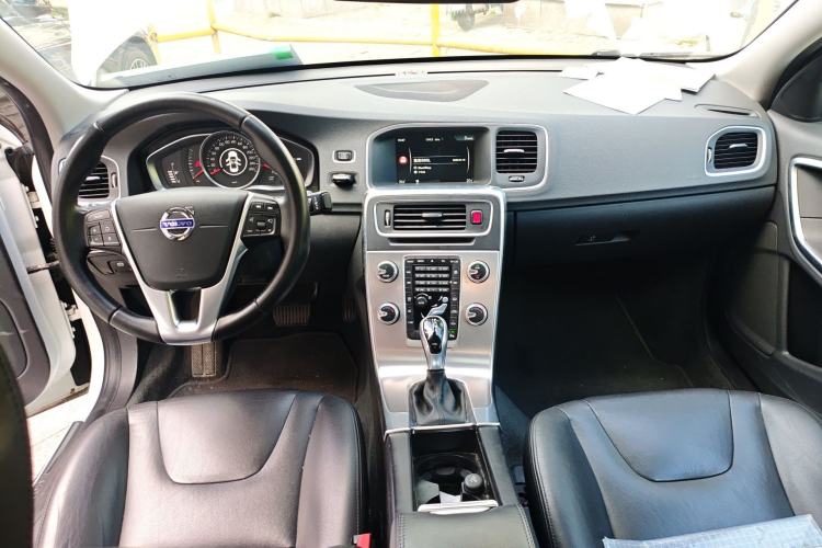 Used Volvo S60 2017 S60L T3 Smart Upgrade Edition
