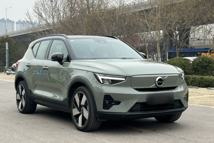 Used Volvo XC40 New Energy 2023 Four-Wheel-Drive High-Performance Version