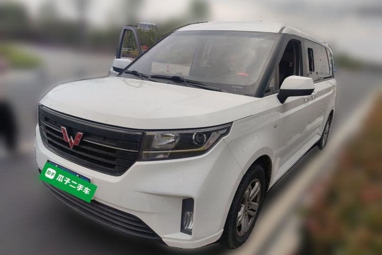 Used Wuling Zhengcheng 2021 1.5T Manual Luxury Commercial Vehicle