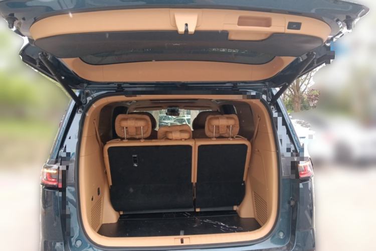 Used VOYAH Dream 2025 PHEV Four-Wheel Drive Prestige Kunpeng Edition