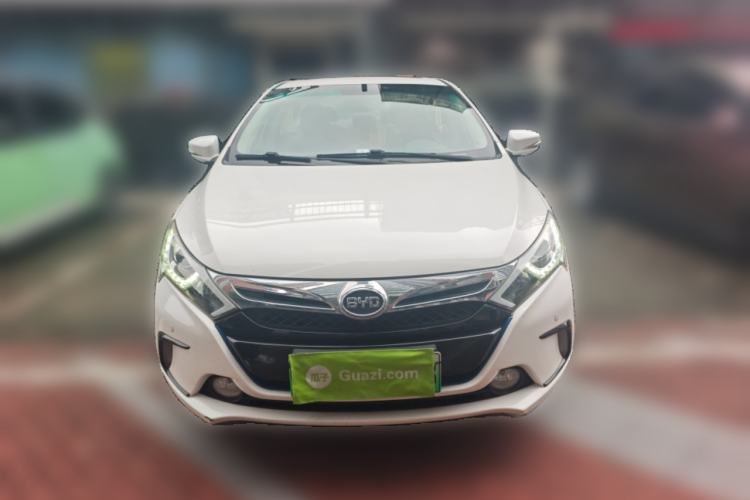Used BYD Qin New Energy 2015 1.5T Dual-Crown Flagship Plus Edition Front