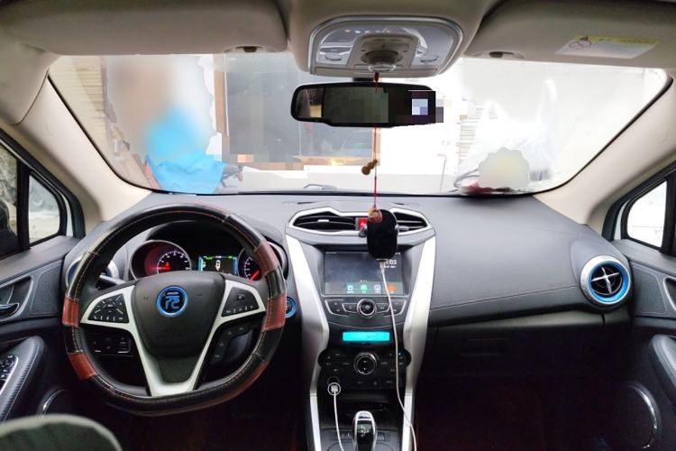 Used BYD Yuan New Energy 2018 EV360 Smart Connect Cool Edition Center Console