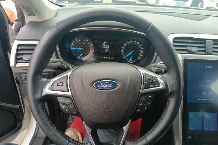 Used Ford Mondeo 2020 EcoBoost 180 Stylish Model Steering Wheel