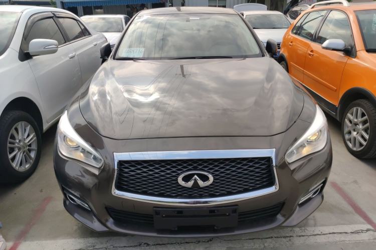 Used Infiniti Q50L 2015 2.0T Comfort Edition Front