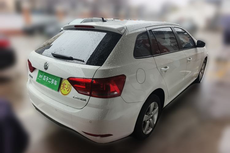 Used Volkswagen Gran Lavida 2015 1.6L Automatic Fashion Edition Rear Right 45 Deg