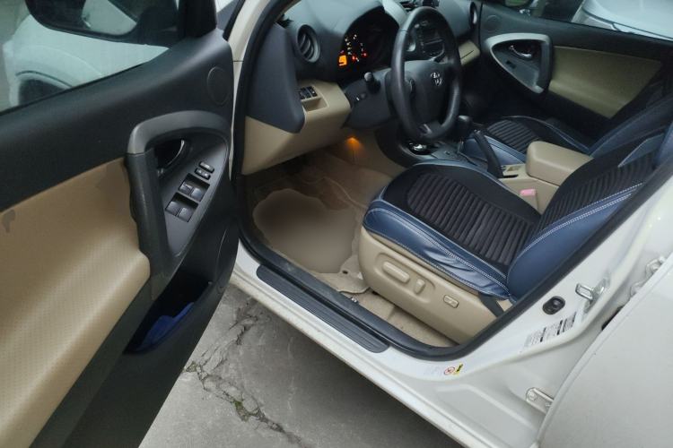 Used Toyota RAV4 2011 2.4L Automatic 4x4 Luxury Edition