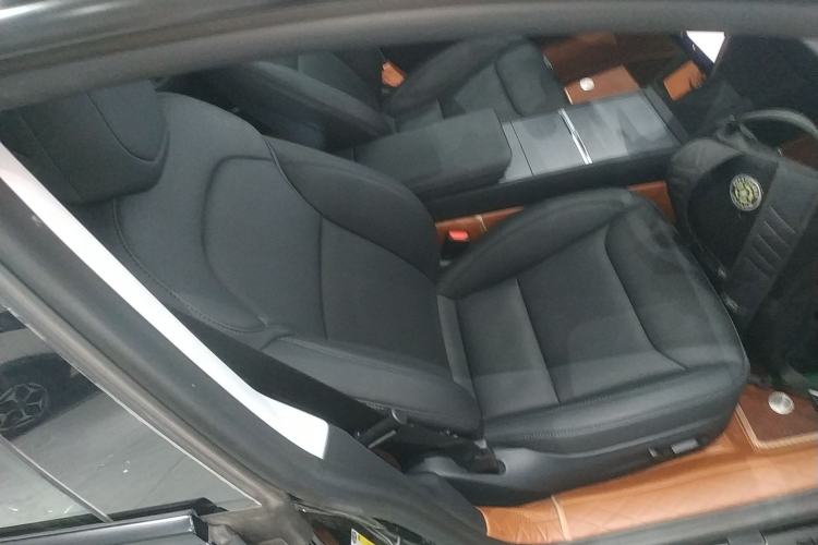 Used Tesla Model 3 2025 Rear-Wheel-Drive Version
