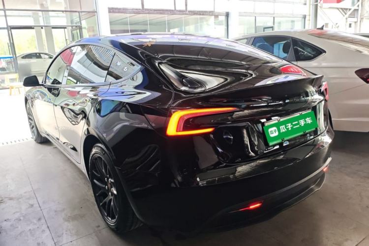 Used Tesla Model 3 2023 Rear-Wheel-Drive Version
