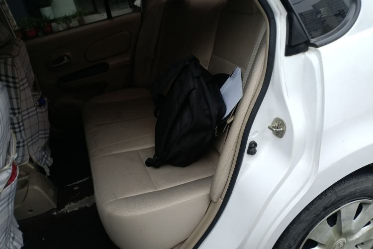 Used Venucia D50 2013 1.6L Manual Fashion Edition
