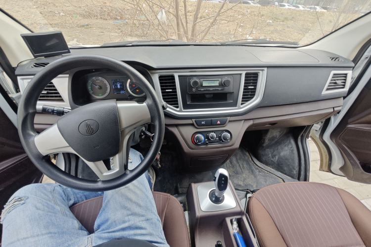 Used BAIC Ruixiang Boteng V2 EV 2022 Enclosed Van Standard Type Henan Lithium Battery Center Console