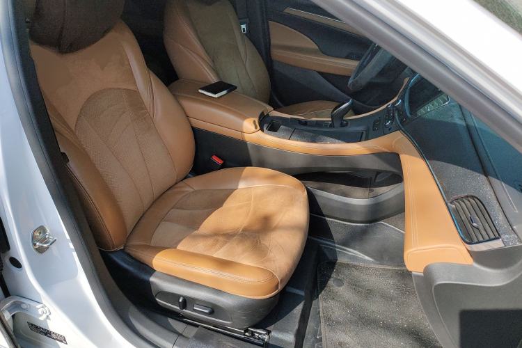 Used Buick LaCrosse 2018 28T Elite Edition Right Front Seat