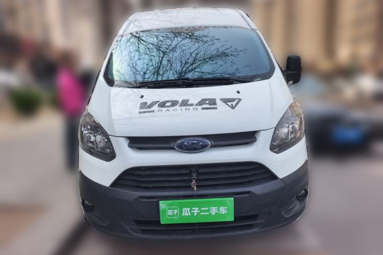 Used Ford Transit 2022 2.0T Gasoline Multi-Purpose Commercial Vehicle Mid-Drive Low-Roof Design with Dual Rear Doors Meeting China VI Emission Standards
