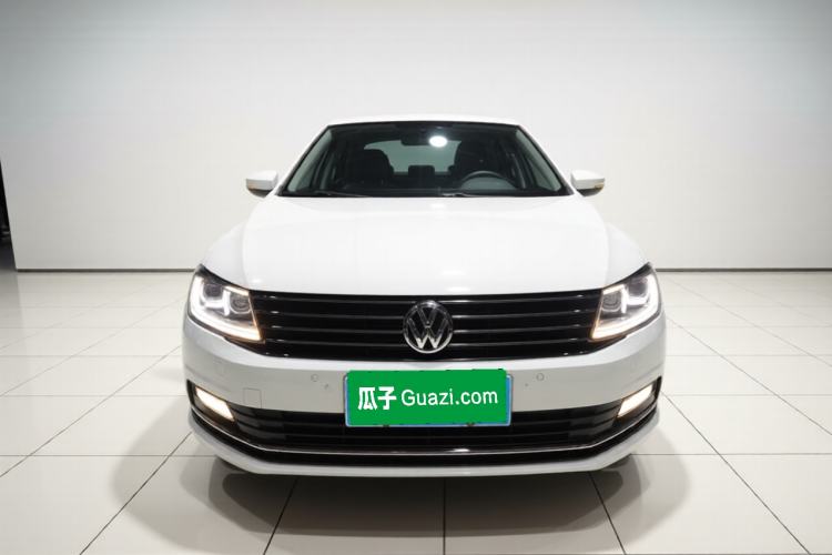 Used Volkswagen Lavida 2017 1.6L Automatic Comfort Edition
