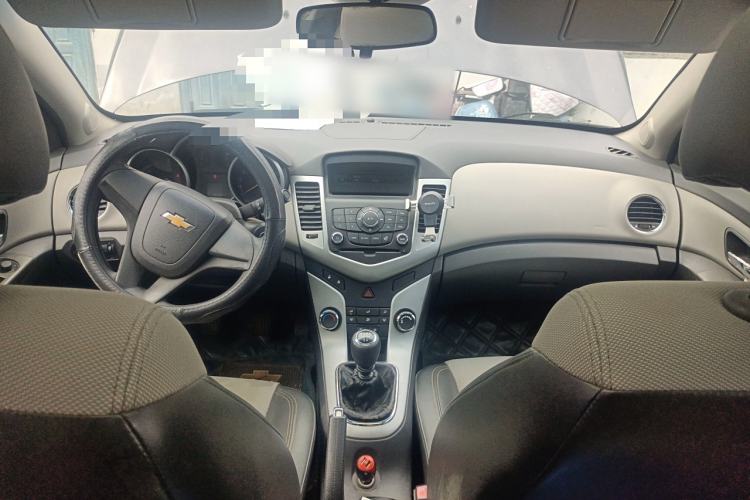 Used Chevrolet Cruze 2012 1.6L SL Grand Edition Manual Transmission

