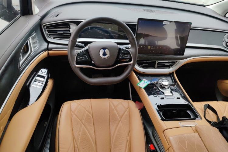 Used Denza D9 2024 DM-i 970 Luxury Model