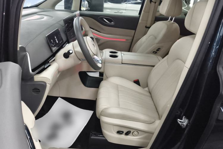 Used VOYAH Dream 2025 PHEV Four-Wheel Drive Prestige Kunpeng Edition