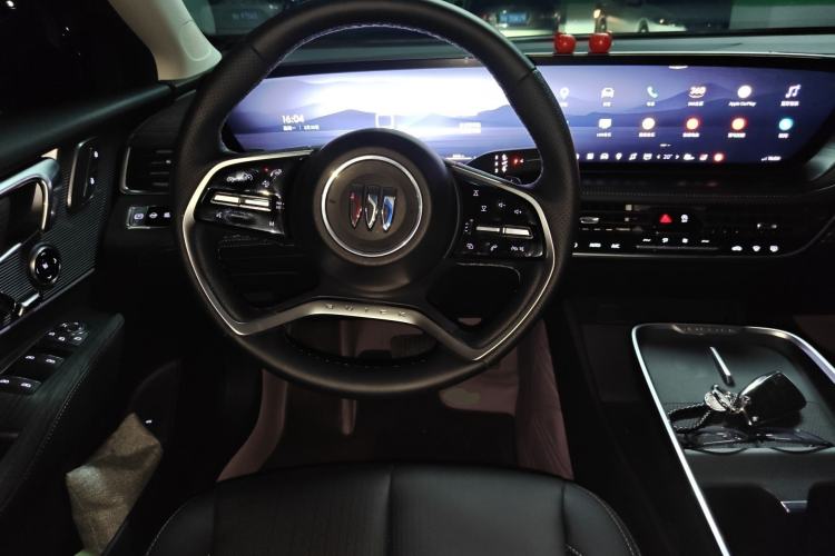 Used Buick LaCrosse 2026 Model 28T Platinum Edition
