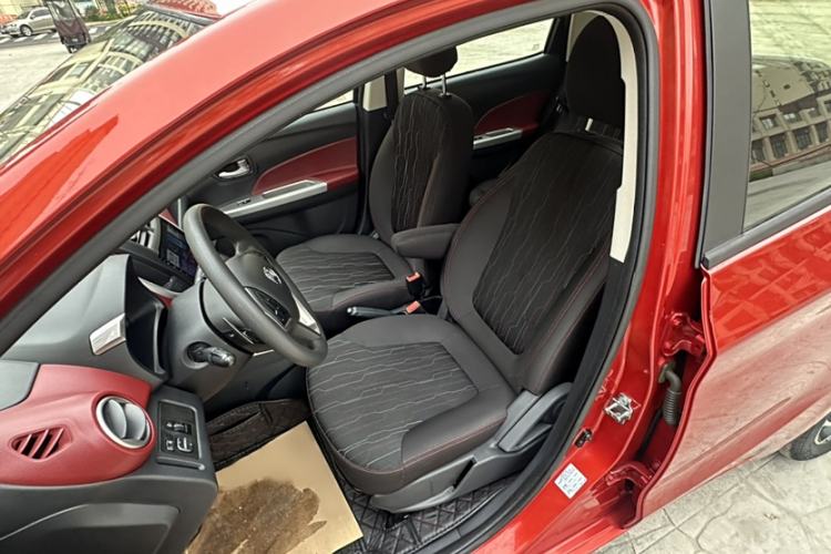 Used Changan Benni 2015 1.4L IMT Prestige Model China V Standard
