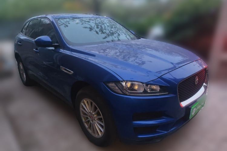 Used Jaguar F-PACE 2018 2.0T Four-Wheel Drive Urban Luxury Edition Front Right 45 Deg