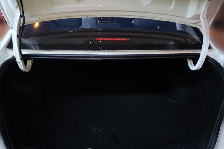 Used Roewe i5 2023 1.5L Manual Comfort Edition
