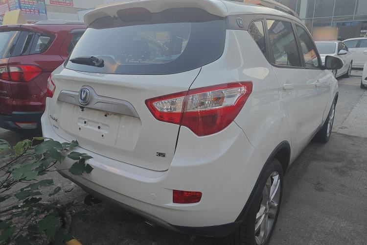 Used CHANGAN CS35 2012 1.6L Manual Luxury Model China IV Standard

