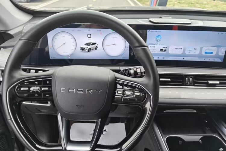 Used Chery Tiggo 8 PRO 2024 Champion Edition 290T Two-Wheel Drive Shining Version 5 Seats
