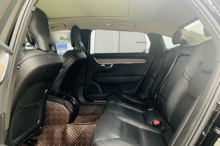 Used Volvo S90 2022 B5 Zhiyuan Luxury Edition