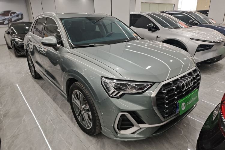 Used Audi Q3 2022 40 TFSI Fashion Dynamic Model