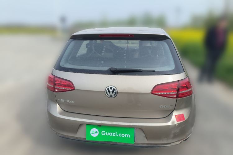 Used Volkswagen Golf 2014 1.6L Manual Fashion Edition
