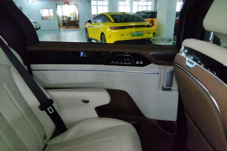 Used BYD Xia 2025 DM-i 1.5T 180km Beyond Edition
