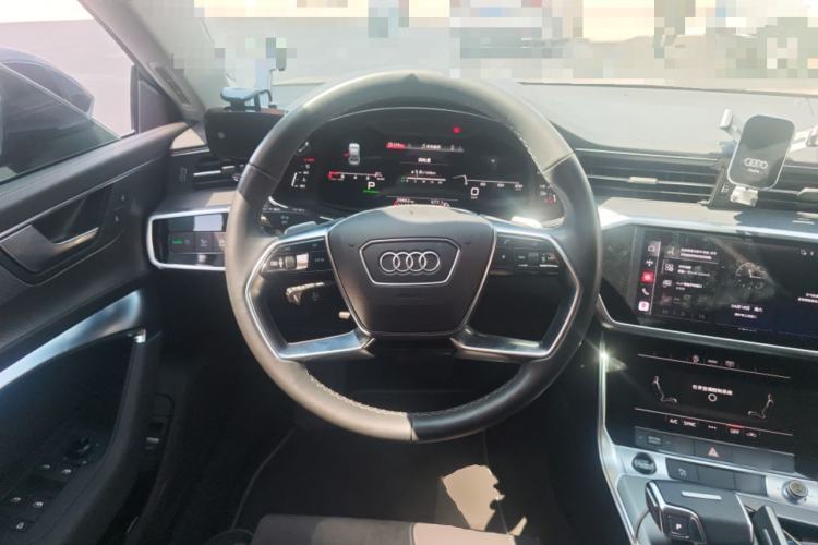 Used Audi A7L 2022 45 TFSI S-line Dream-Building Crystal Flow Package
