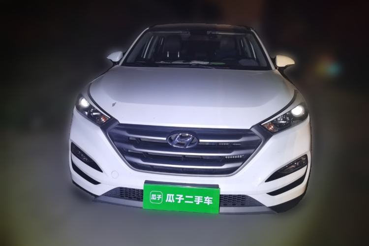 Used Hyundai Tucson 2018 1.6T Dual-Clutch Two-Wheel Drive 15th Anniversary Special Edition
