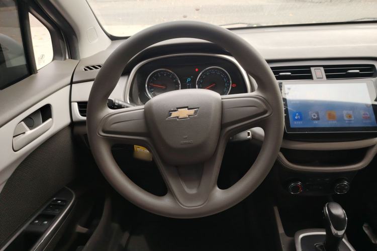 Used Chevrolet Lova RV 2016 1.5L Automatic Comfort Edition