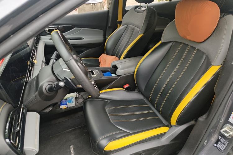 Used GAC Trumpchi EMPOW 2021 270T DCT J15 Version Left Front Seat