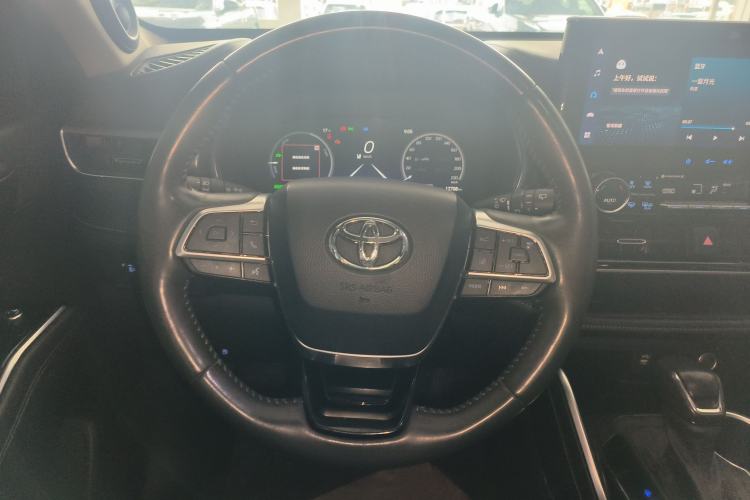 Used Toyota Highlander 2022 Dual-Engine 2.5L Four-Wheel Drive Supreme Edition 7-Seater Steering Wheel