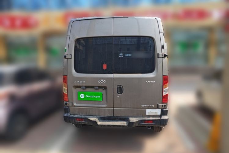 Used SAIC MAXUS Xintu V80 2017 2.5T AMT Aoyuntong National V Short Wheelbase Mid-Roof 5/6/10-Seater
