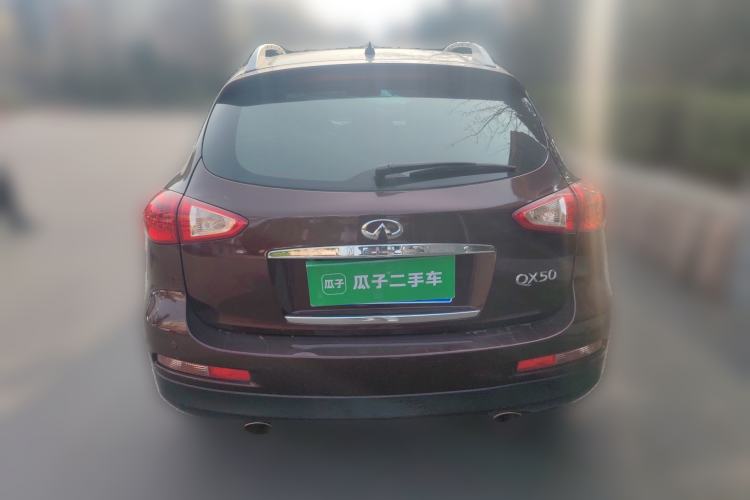 Used Infiniti QX50 2013 2.5L Two-Wheel-Drive Elegant Edition