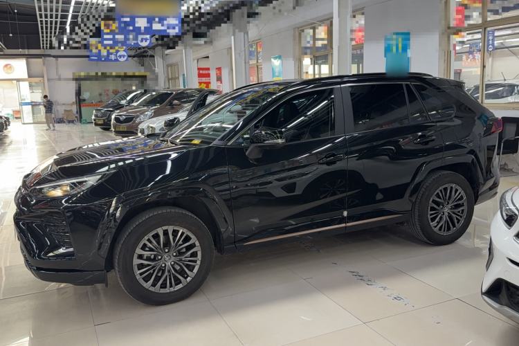 Used Toyota Wildlander 2024 2.0L CVT Two-Wheel Drive Luxury PLUS Edition