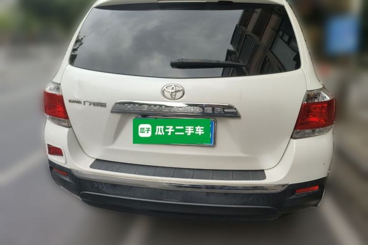 Used Toyota Highlander 2012 2.7L Two-Wheel Drive 7-Seater Luxury Edition Rear