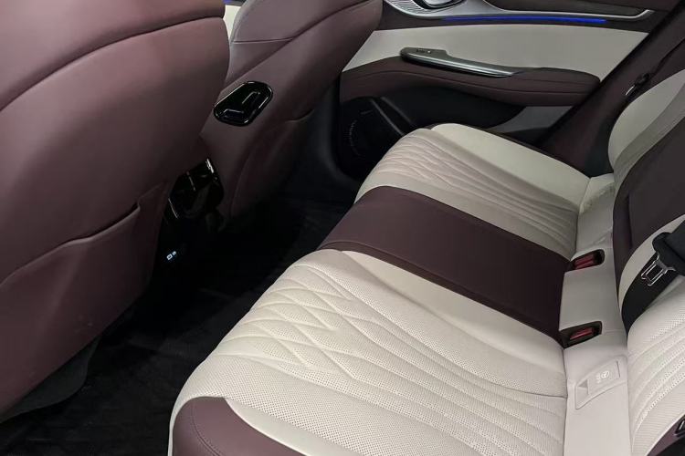 Used BYD Seal 2023 DM-i 1.5T 121km Flagship Model