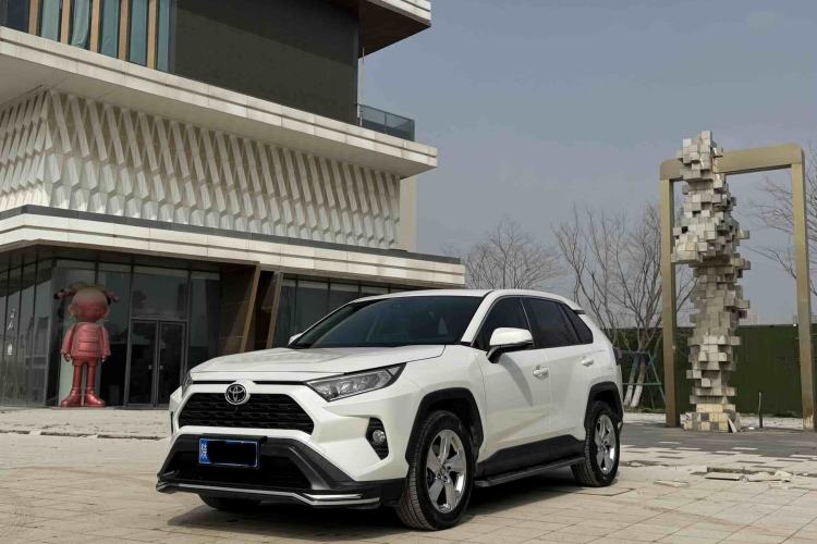 Used Toyota RAV4 2020 2.0L CVT Two-Wheel Drive Fashion Edition